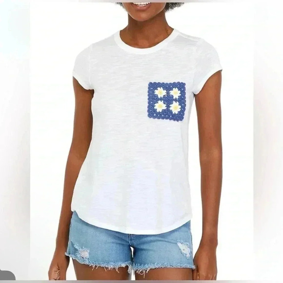 Adorable Cupio Crochet Pocket Tee! Size L - Picture 1 of 9